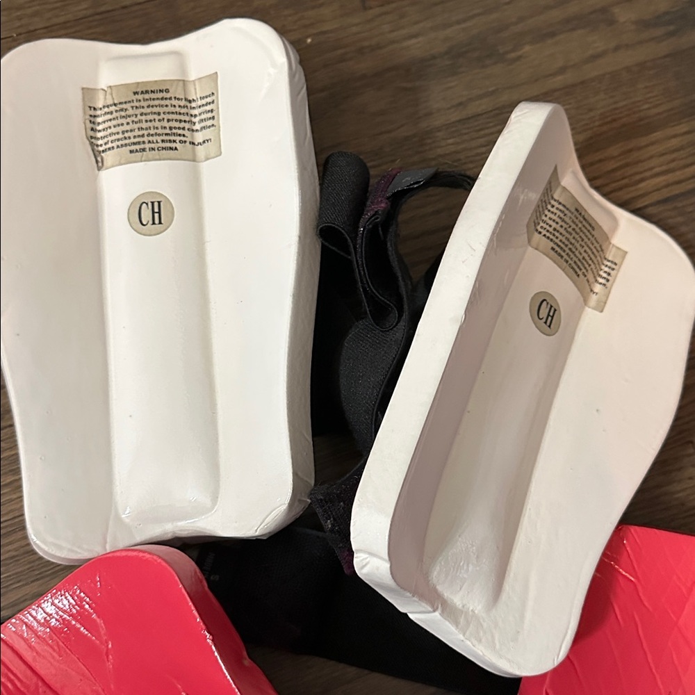 Pink and White Child’s size sparring gear, protective Martial Arts Gear Set EUC - Picture 5 of 6